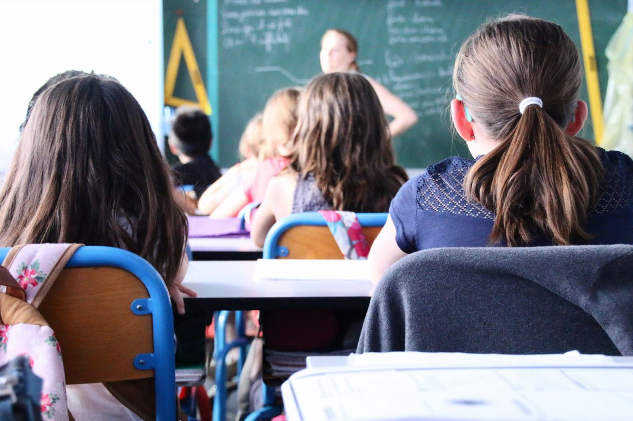 Offre D'emploi Surveillant Scolaire Ile De France