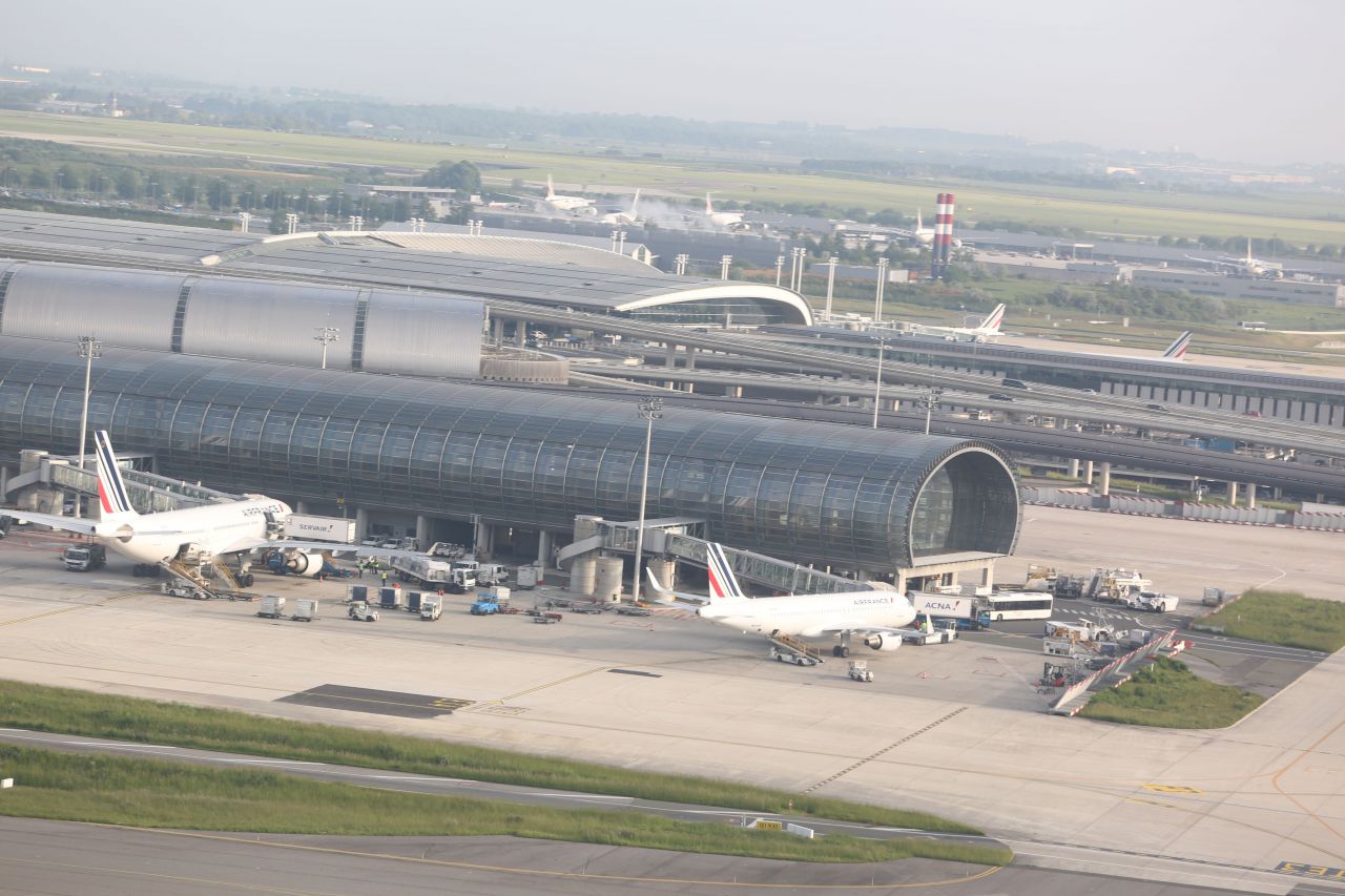Tourisme l'accueil des aéroports français en queue de peloton en