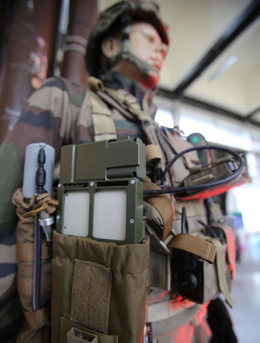 VIDEO. Défense le soldat du futur, un vrai geek Le Parisien — free download