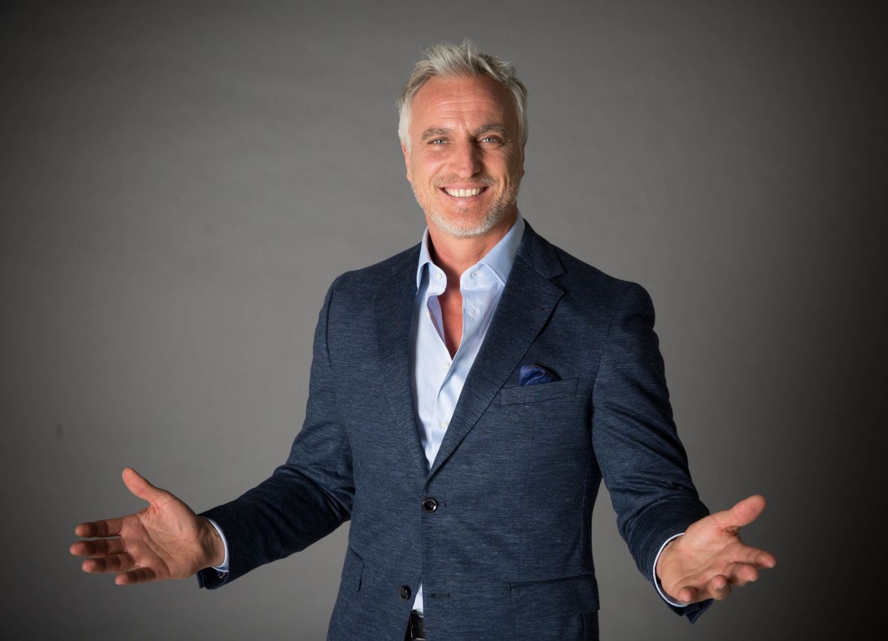 a)ONZE Mondial n°55; Interview David Ginola/ Equipe de France/ Copa América