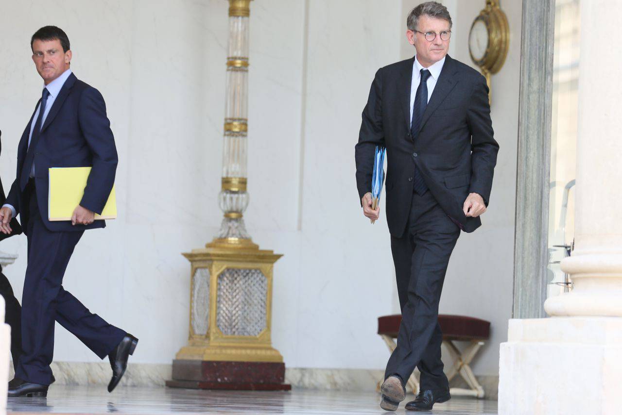 Prendre Ses Distances Avec Un Homme Indecis Primaire à gauche : Peillon, l'homme aux multiples visages - Le Parisien