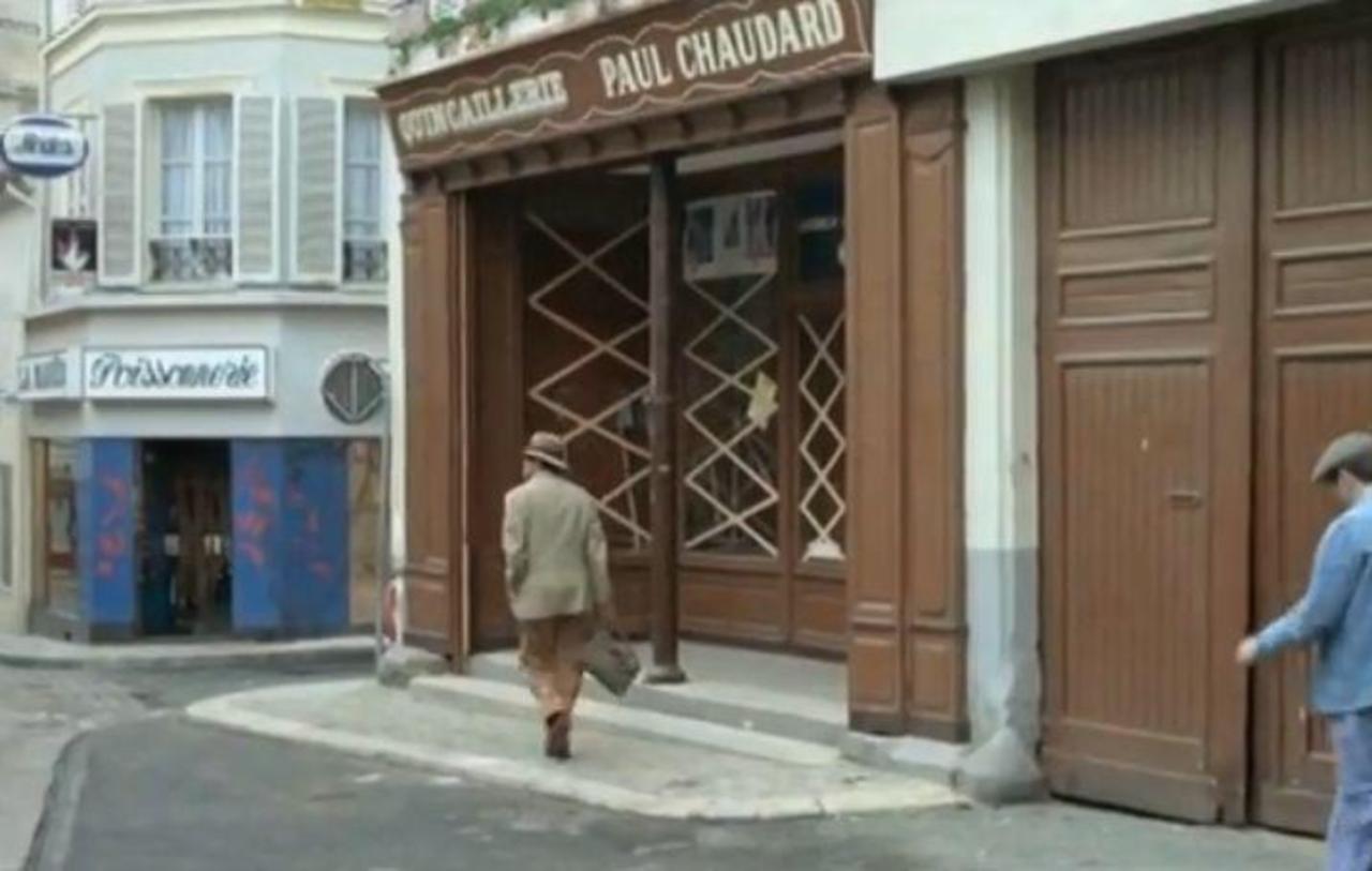Lieu De Tournage La 7ème Compagnie Au Clair De Lune Brie-Comte-Robert : le stock de la quincaillerie de la 7e Compagnie vendu  aux enchères - Le Parisien