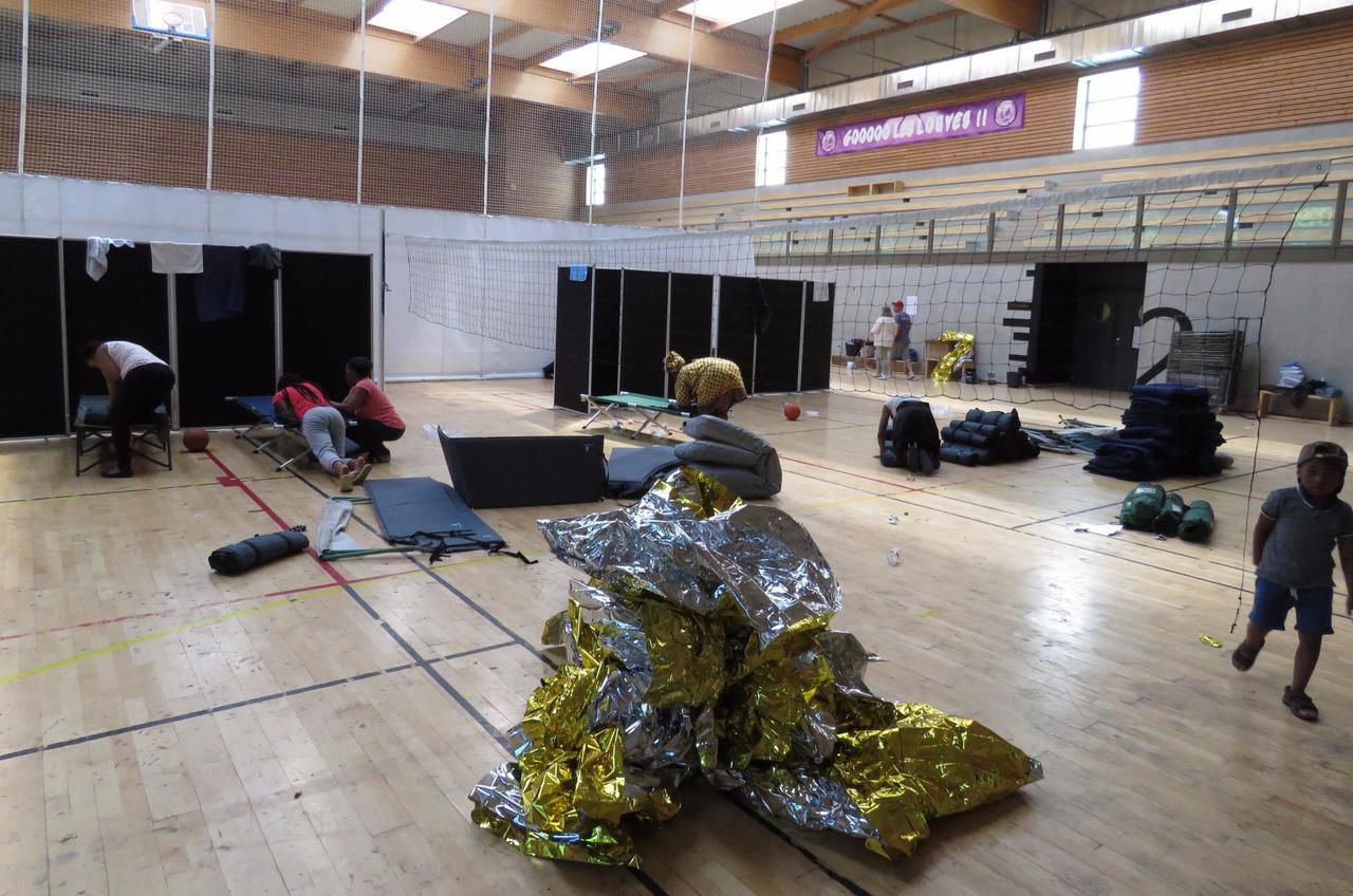 Gymnase Clos De L Arche Noisy Le Grand Noisy-le-Grand : les deux jours d'angoisse des naufragés de l'incendie - Le  Parisien