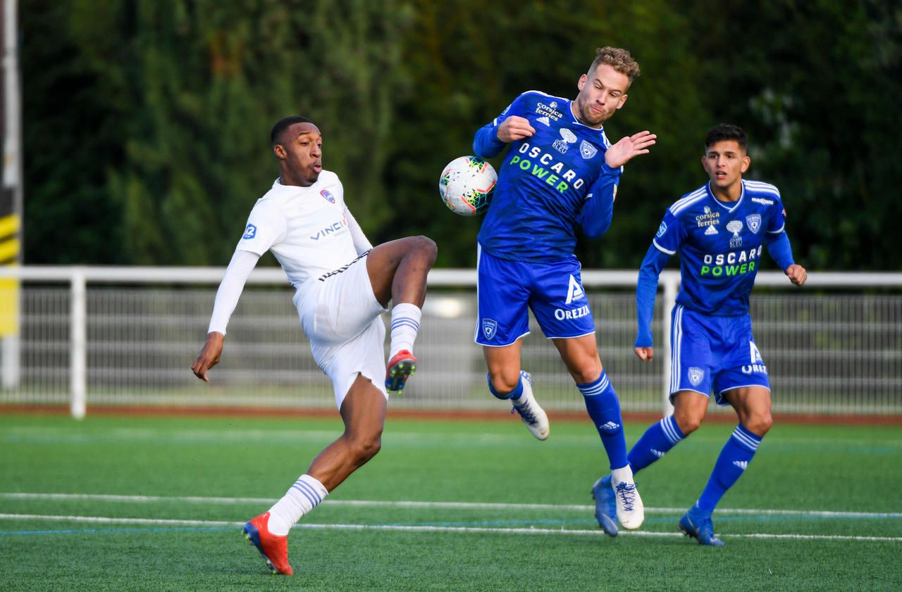 National 2 : Bobigny subit la loi de Bastia - Le Parisien