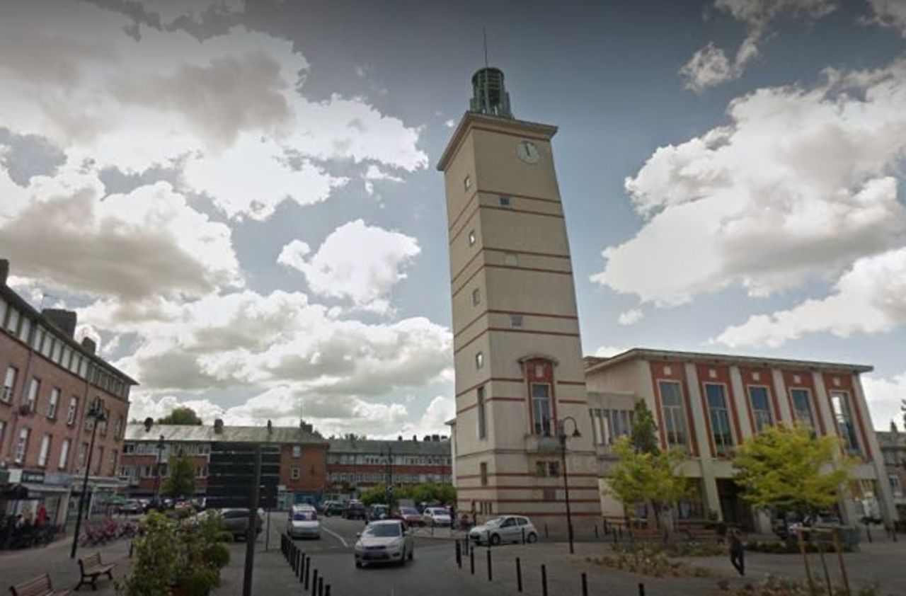 Somme Abbeville va démonter son beffroi comme un puzzle Le Parisien