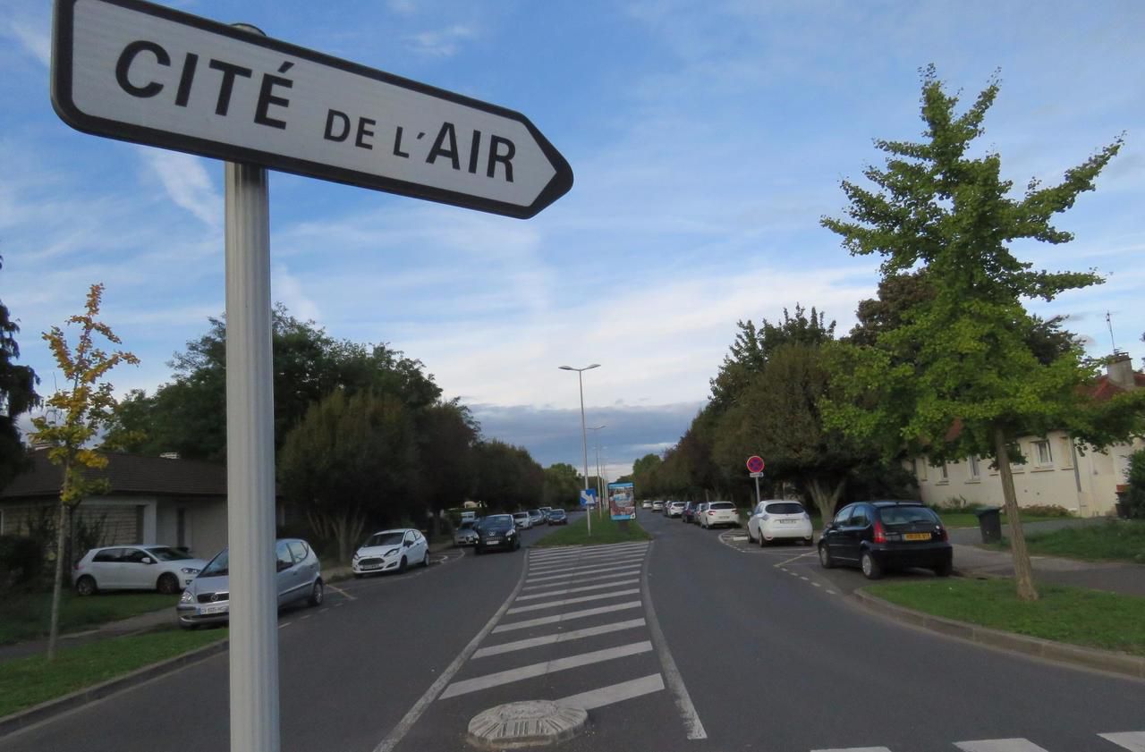 Athis-Mons : malgré les squats, « la Cité de lAir nest pas un quartier  abandonné » - Le Parisien