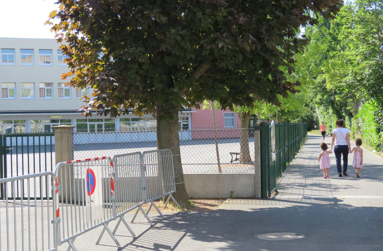 Ecole Jean De La Fontaine Chilly Mazarin