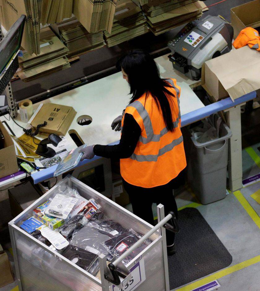 L'insolite campagne de recrutement d'Amazon Le Parisien