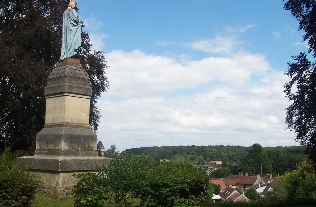 La NeuvilleenHez découvrez le village de naissance de SaintLouis