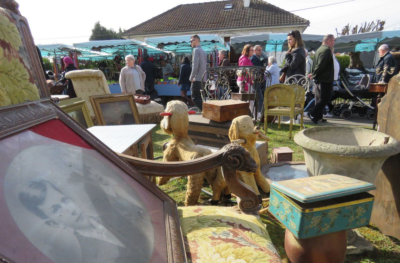 Le PlessisBrion lance la saison des brocantes dans l’Oise Le Parisien