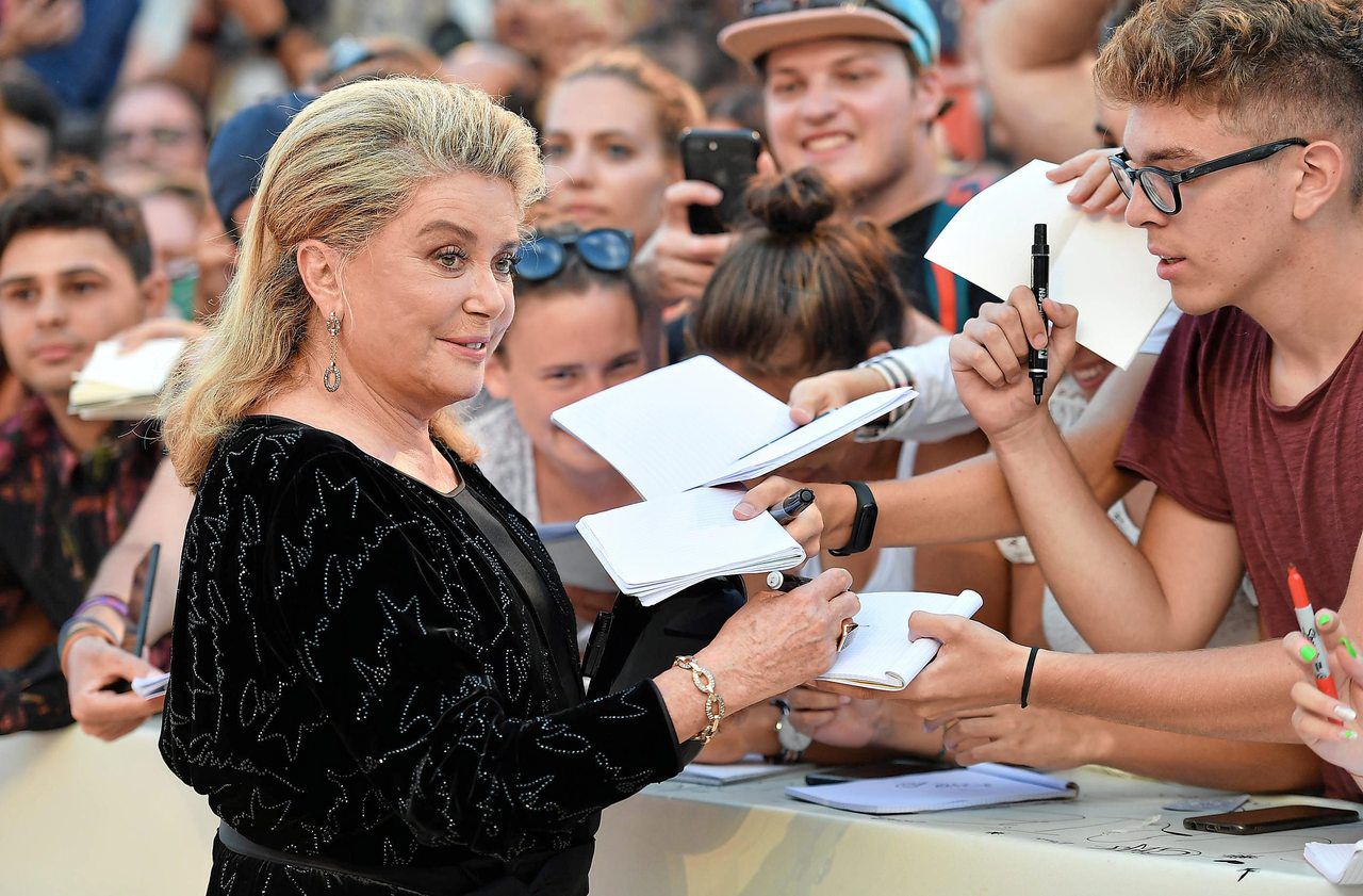 Catherine Deneuve hospitalisée : «Elle ne s’arrête jamais»