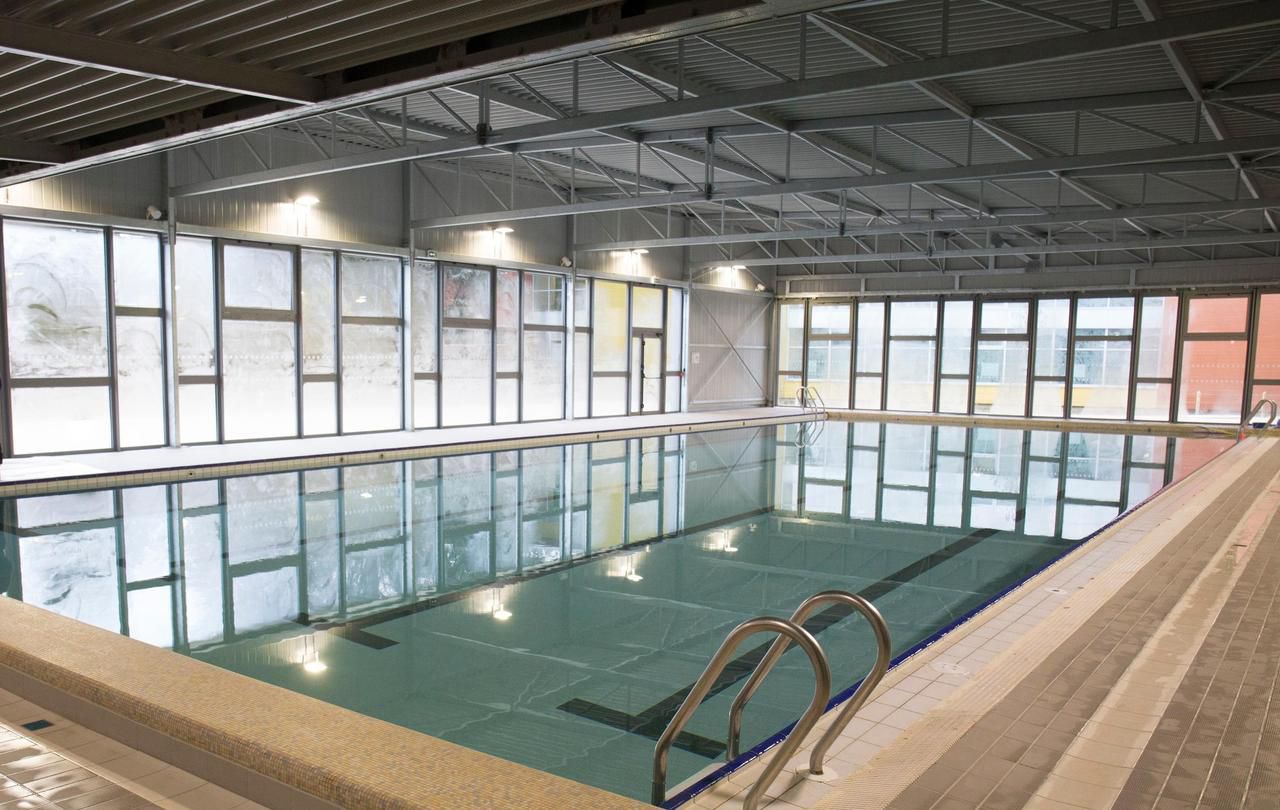 Piscine Municipale Pierre De Coubertin Chevilly-larue Avis Chevilly : inauguration de la piscine rénovée avec Camille Lacourt - Le