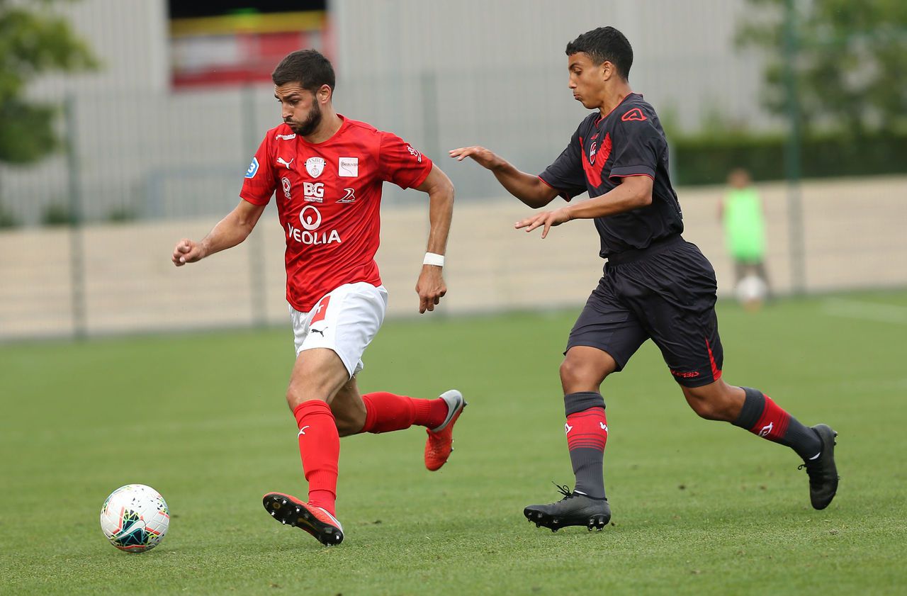Beauvais - Chambly : « Je serais dégouté de ne pas jouer ce match », confie Eduardo Rodrigo - Le Parisien