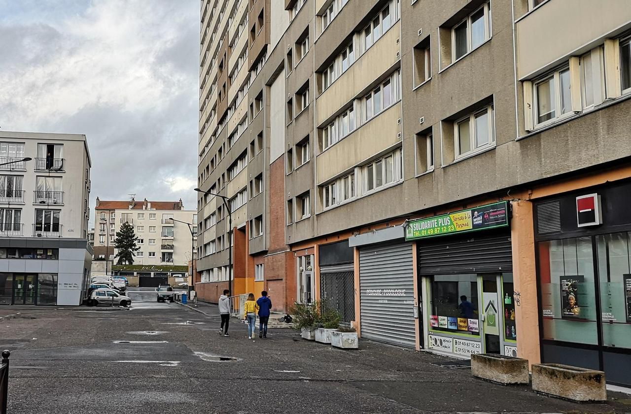 <b></b> Villejuif, ce mercredi. Le trafic de drogue, moins important qu’il y a quelques années, continue à polluer le quotidien des riverains de la cité Georges-Le Bigot. 