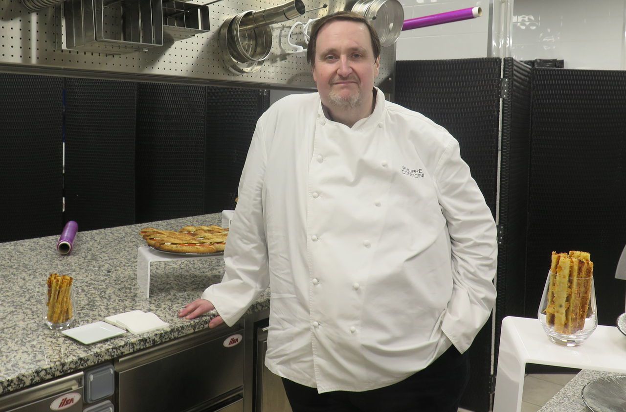 La GarenneColombes un défilé de stars en dédicace à la librairie