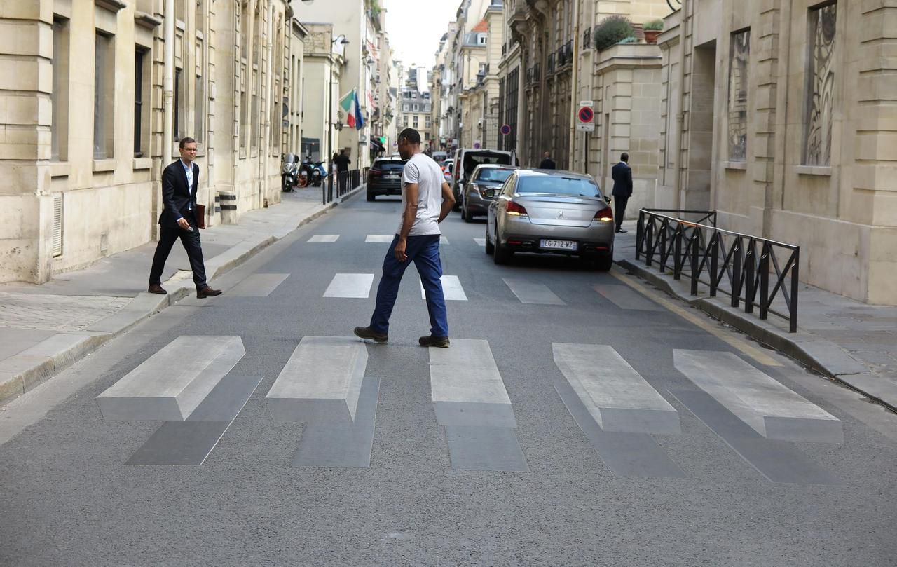 Des passages piétons en 3D débarquent à Paris Le Parisien