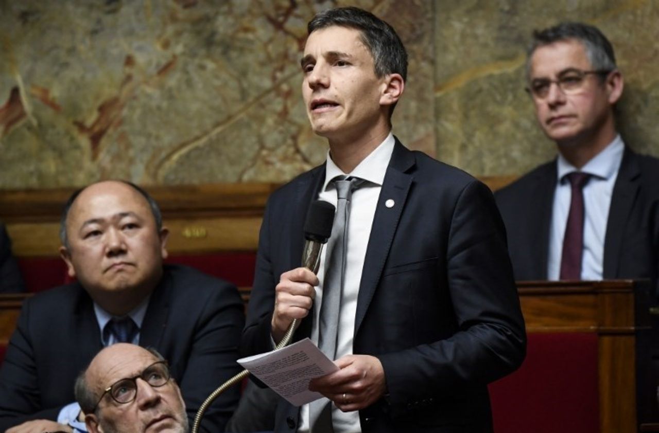 Porter Plainte Contre Une Intervenante De La Dpj