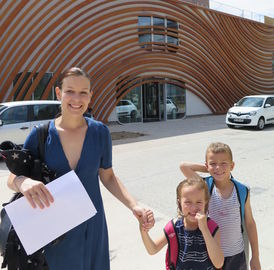 Issy Les Habitants Ont Teste La Piscine Feng Shui Le Parisien