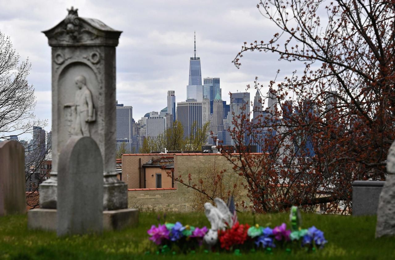 Coronavirus, plus de 10 000 morts aux Etats-Unis: Coronavirus, plus de 10 000 morts aux Etats-Unis: