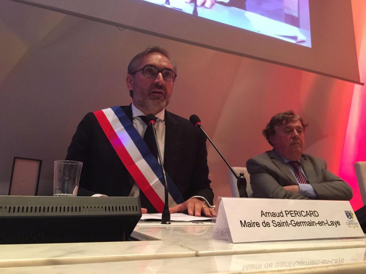 Arnaud Péricard est le nouveau maire