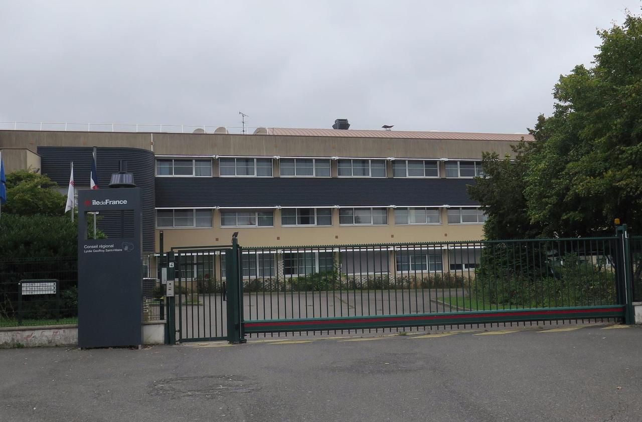 Etampes dégradations au lycée GeoffroySaintHilaire Le Parisien