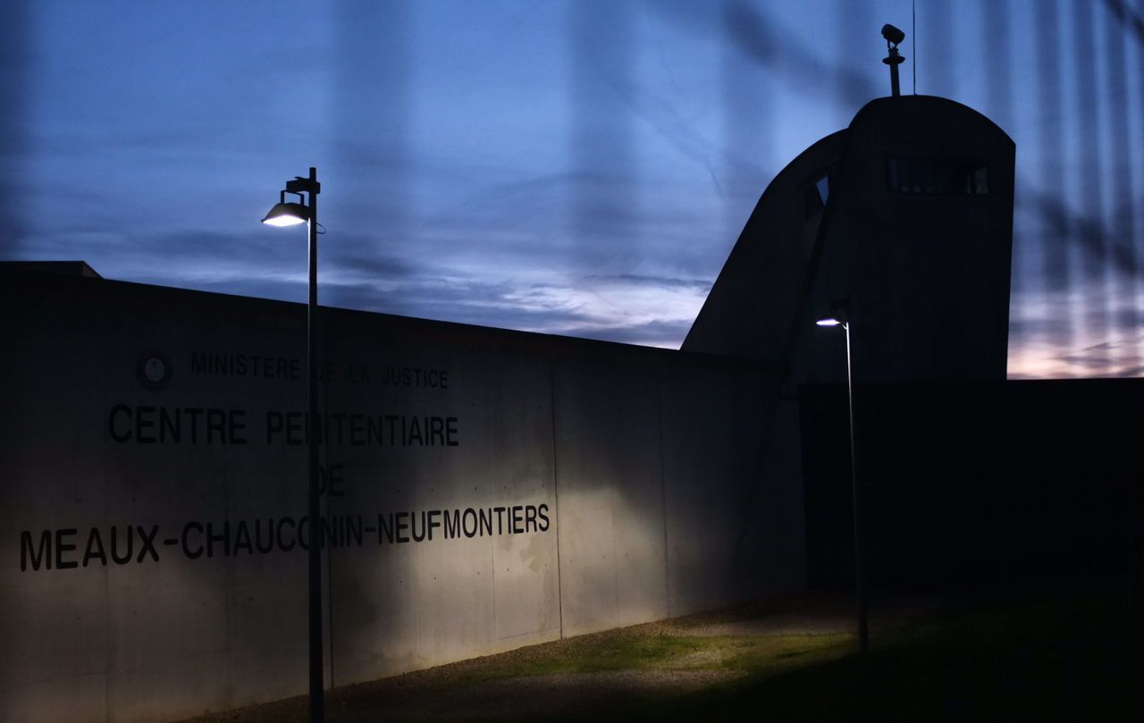 Prison de Meaux trois surveillants en garde à vue après la suspicion