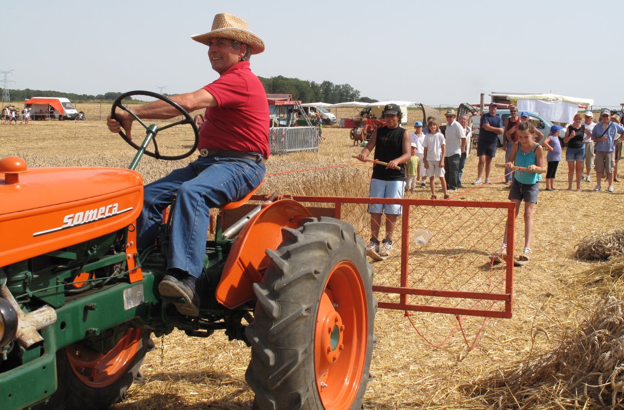 Fete De La Moisson St Denis De Gastines
