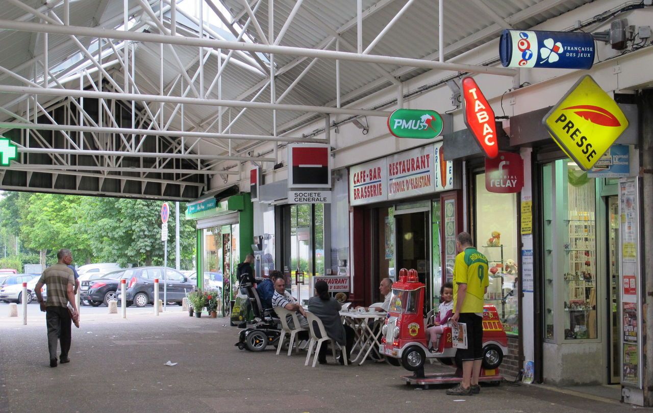 CombslaVille braquage au tabacpresse de La Coupole Le Parisien