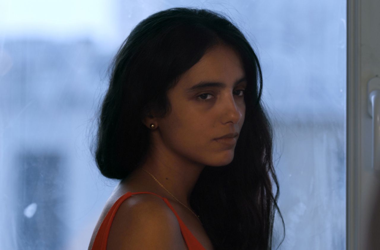 Distribution De Tu Mérites Un Amour Pour son premier film, Hafsia Herzi mérite notre amour - Le Parisien